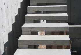exterior-concrete-cantilevered-stair-frontal-overview